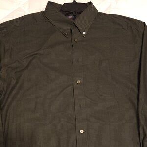 Travel Smart by Roundtree&York, Long sleeve button down travel shirt. 2X